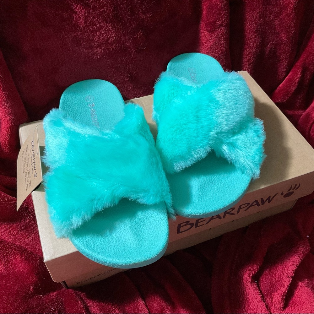 BearPaw Aqua Plush SANDALS Slides NIB sz6 teal sandals